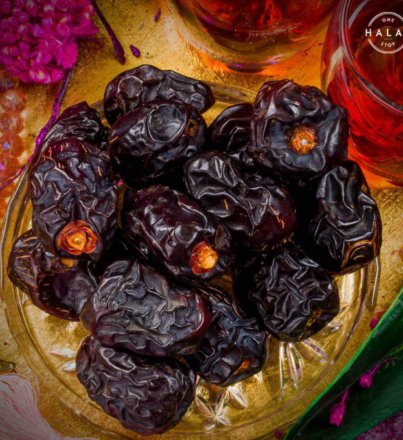 ajwa_dates_6_1400x.jpg